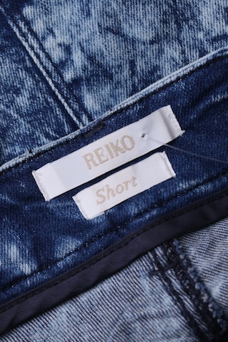 Reiko Shorts in S in Blue