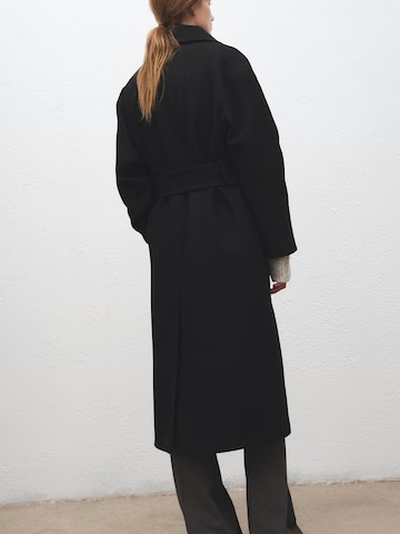 Manteau mi-saison 'SIRENITA' MANGO en noir
