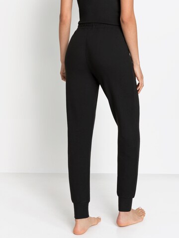 LASCANA Tapered Broek in Zwart