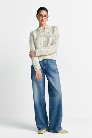 Cardigan Rich & Royal en beige : devant