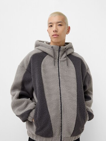 Bershka Jacke in Grau: Vorderseite