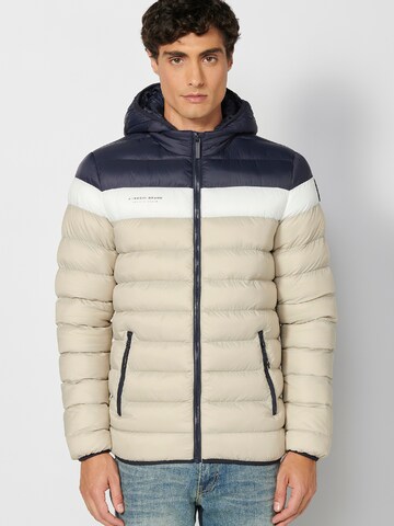 KOROSHI Between-Season Jacket in Beige: front