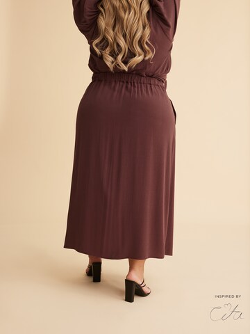 Guido Maria Kretschmer Curvy Skirt 'Kimia' in Brown