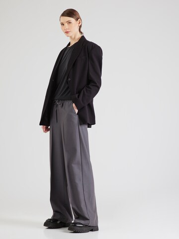Maglietta 'ONLFREE' di ONLY in nero