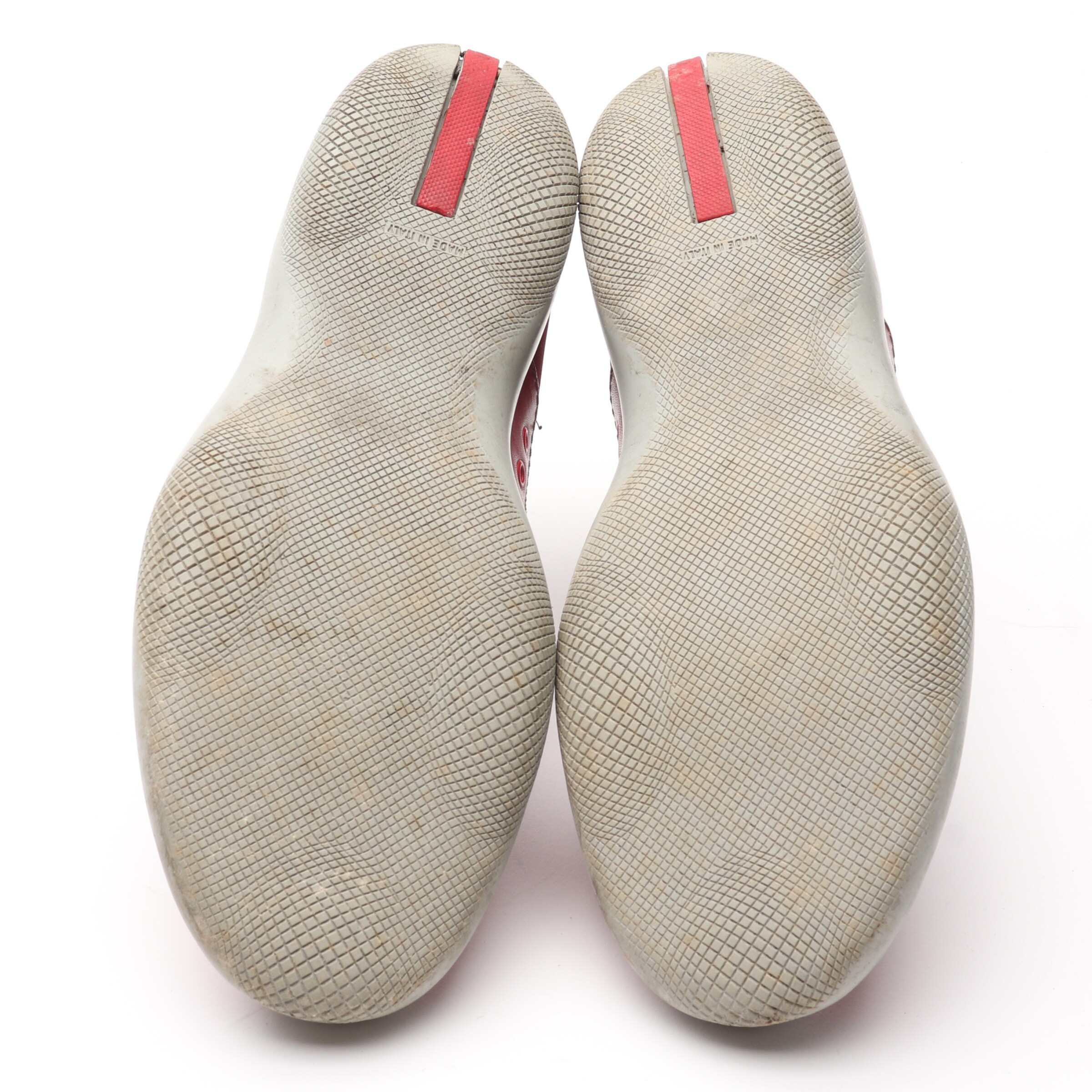 PRADA Flats & Loafers in 39 in Red