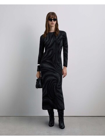 Scalpers Ruha - fekete: elől