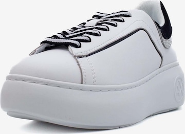 Baskets basses ARMANI EXCHANGE en blanc