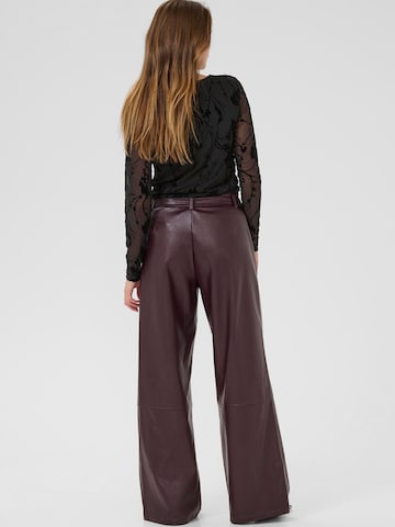 CULTURE - Blusa 'CUPalida Alifa' en negro