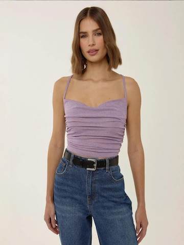 Top in maglia di Hiccup in lilla: frontale