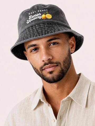 Neverless Hat 'Lemon Squeezy' in Black