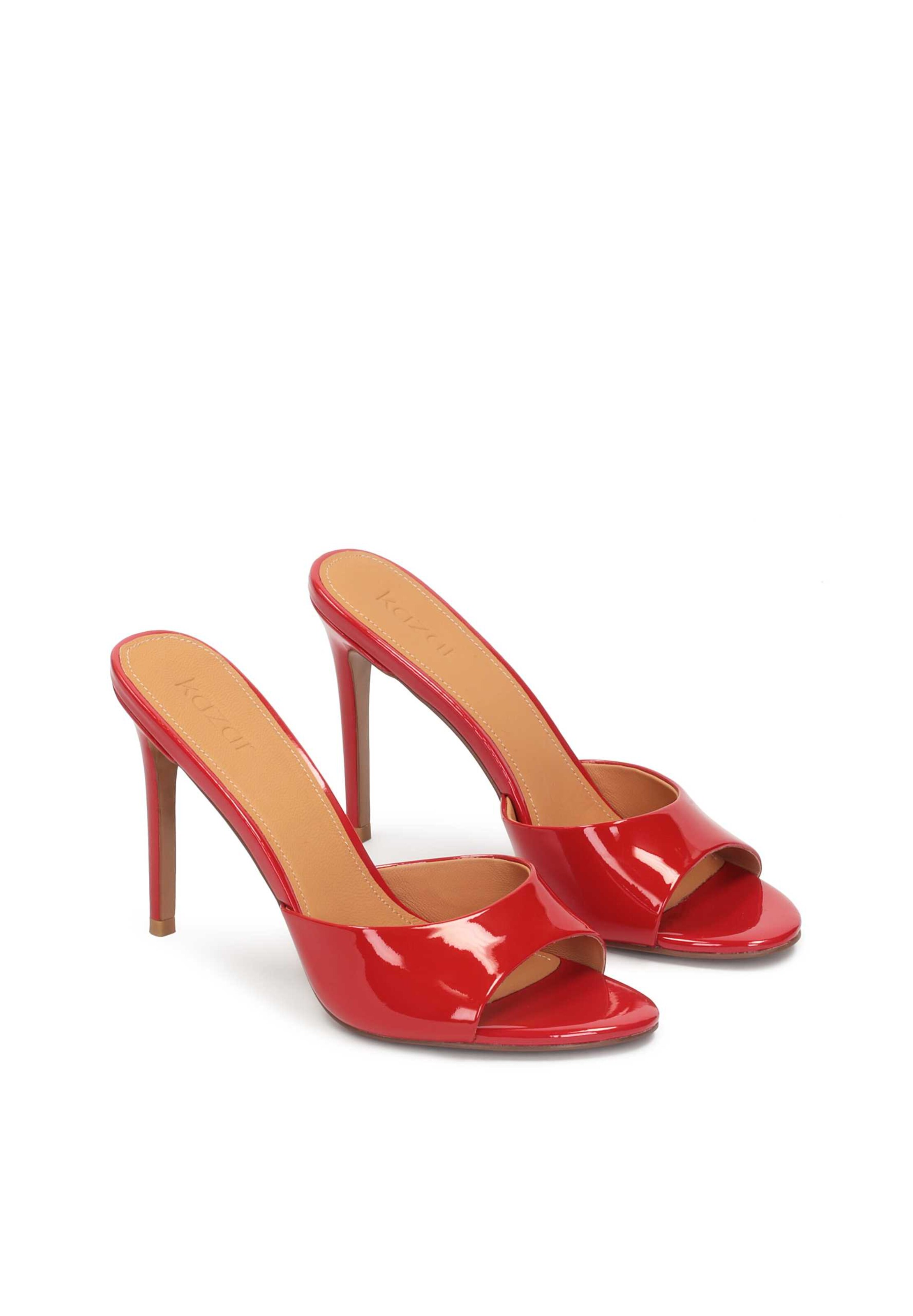 Kazar Mule in Red