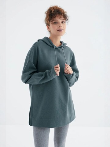 Tommy Life Sweatshirt 'Sweatshirts' in Green