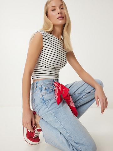 Happiness İstanbul - Top en negro