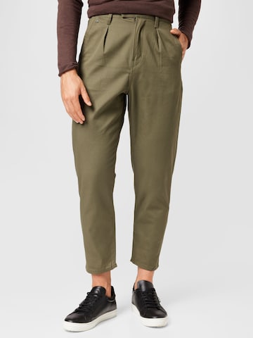 G-Star RAW Regular Pleat-Front Pants in Green: front