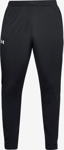 UNDER ARMOUR Tapered Sporthose in Schwarz: predná strana