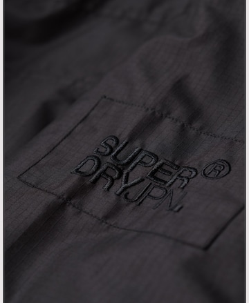 Superdry Kurtka zimowa w kolorze czarny