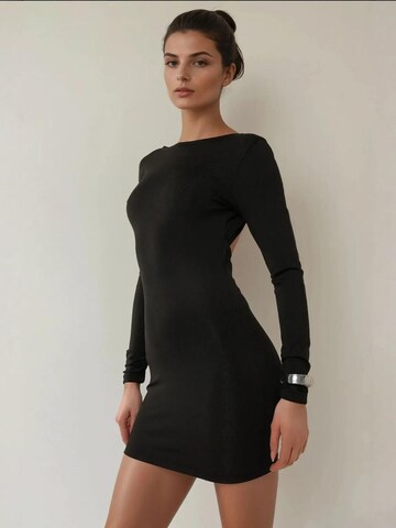 Hiccup Kleid in Schwarz: Vorderseite