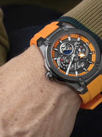 Montre à affichage analogique Lotus en orange : devant
