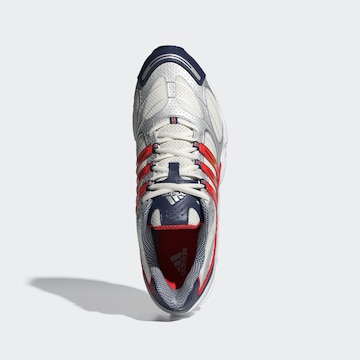 Baskets basses 'Ozweego Pro' ADIDAS ORIGINALS en blanc