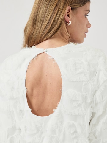 YAS Φόρεμα κοκτέιλ 'YASDIO' σε λευκό