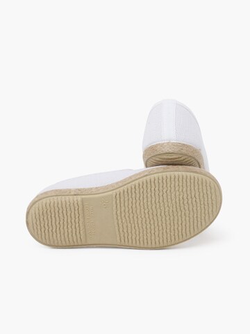 Pisamonas - Zapatos abiertos en blanco