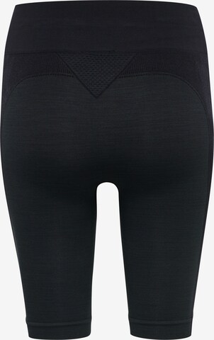 Hummel Skinny Sportshorts in Schwarz