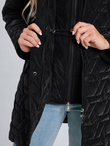 Funk since 1776 Between-Seasons Coat in Black