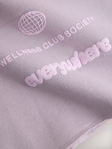 Next Setti värissä lila