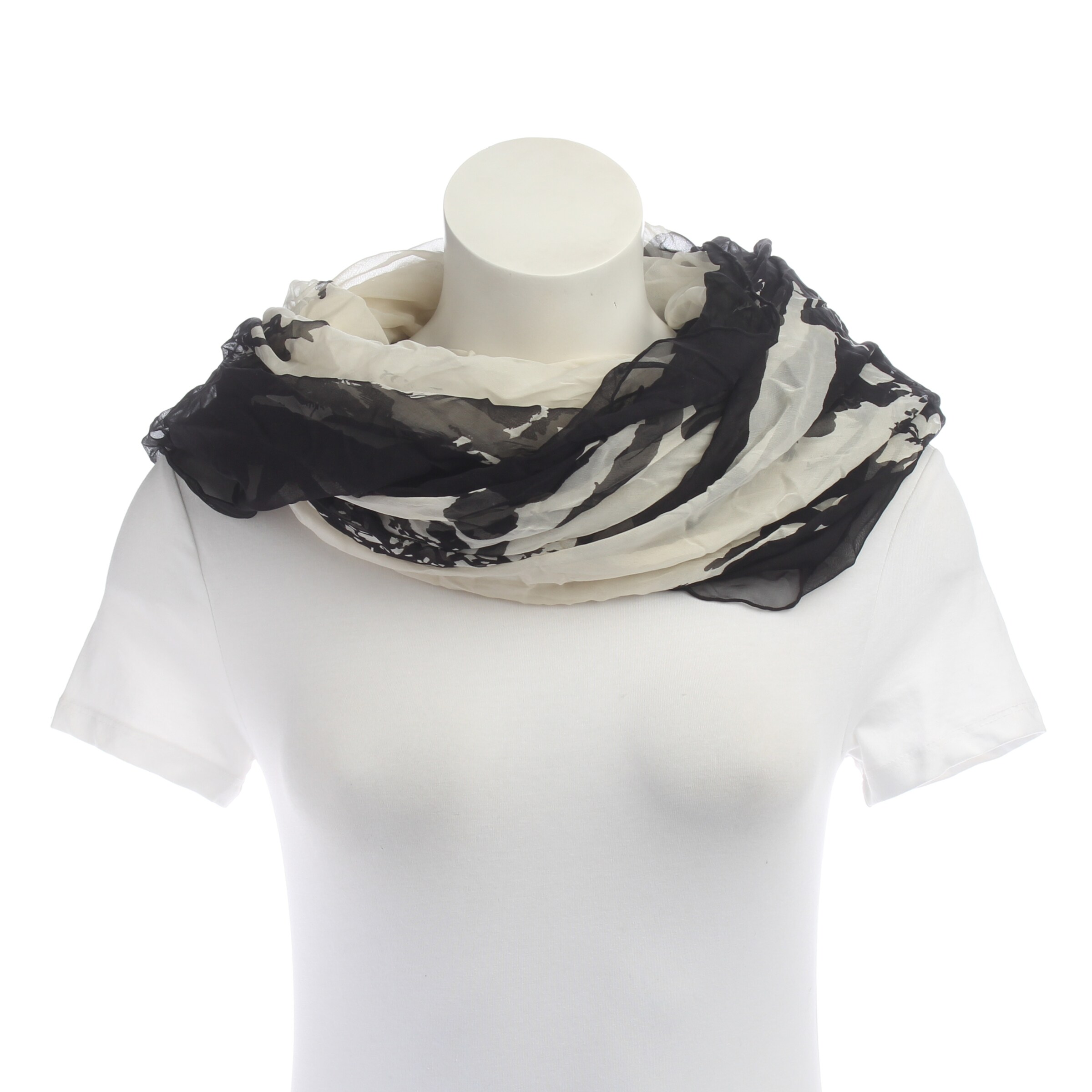 Alexander McQueen Scarf & Wrap in One size in Black: front