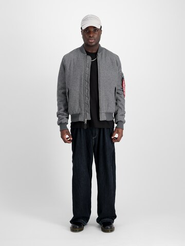 ALPHA INDUSTRIES Tussenjas in Grijs