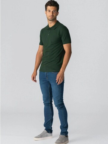 Coupe regular Chemise ' Muscle Polo ' TEESHOPPEN en vert