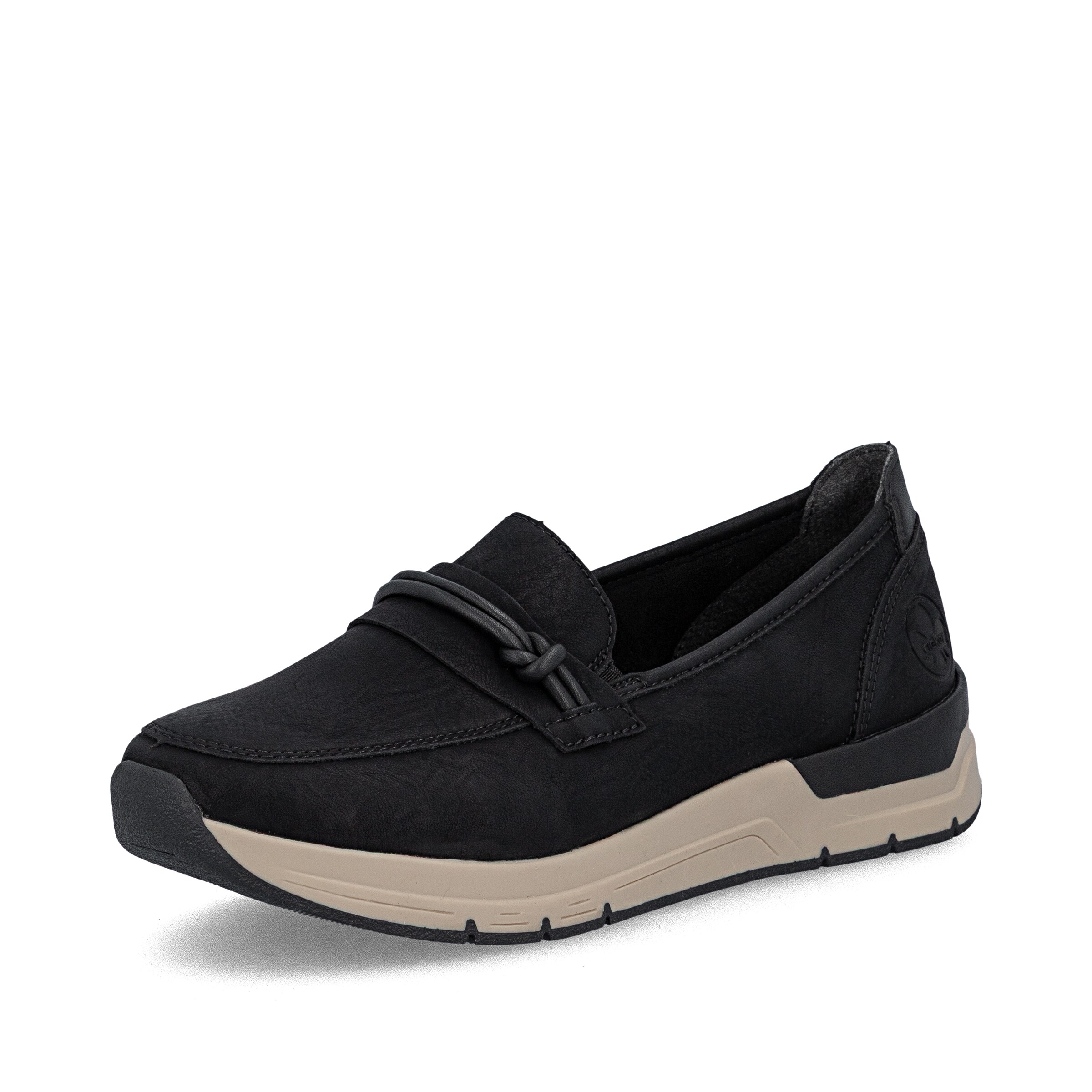 Chaussure basse Rieker en noir : devant