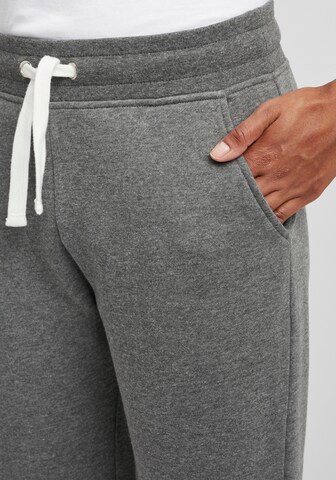 Effilé Pantalon 'Olivia' Oxmo en gris