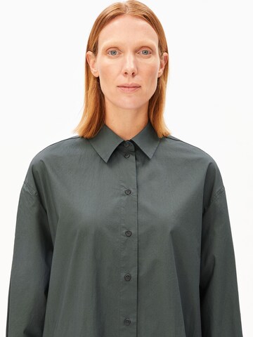 ARMEDANGELS Kleid BARREL SLEEVE POPLIN in Grau