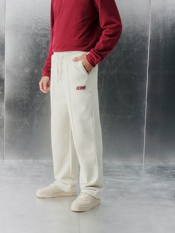 FCBM Regular Панталон 'Eren' в бяло: отпред