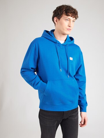 Calvin Klein Jeans Sweatshirt i blå: framsida