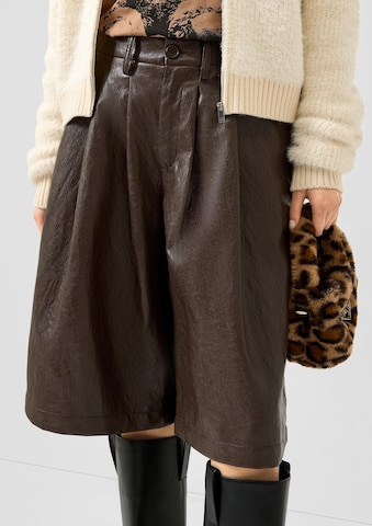 QS Wide leg Bandplooibroek in Bruin: voorkant