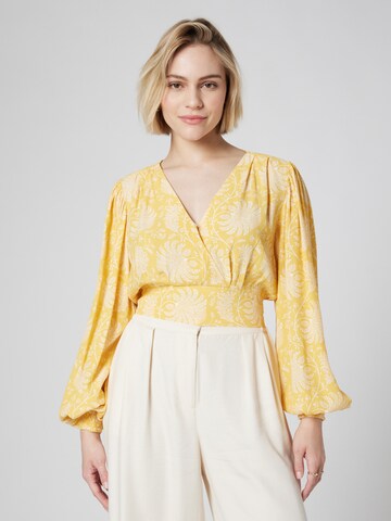 Guido Maria Kretschmer Women Blouse 'Celia' in Yellow: front