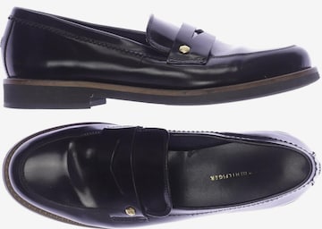 TOMMY HILFIGER Flats & Loafers in 39 in Black: front