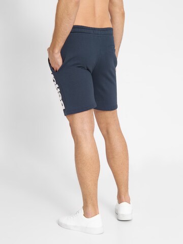 BENCH Regular Shorts 'Rollo in Blau