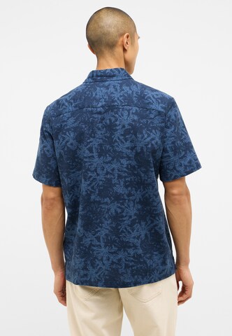 MUSTANG Comfort fit Button Up Shirt in Blue