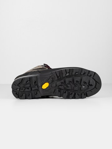 MEINDL Boots 'Litepeak GTX' in Braun