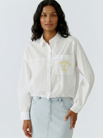 OUI Blouse in White: front