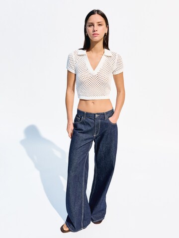 Bershka Shirt in White