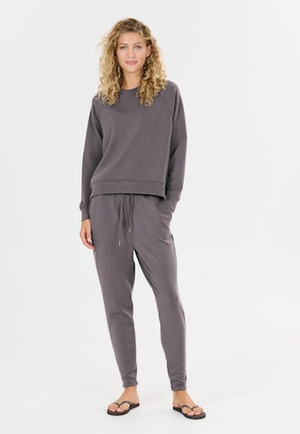 Athlecia Sweatshirt 'Jacey' in Braun