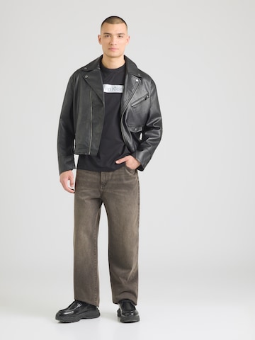 Calvin Klein T-shirt i svart