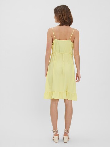 VERO MODA Letní šaty 'Lee' – žlutá