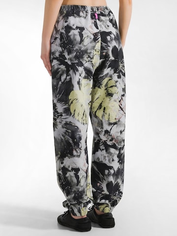 DEHA Tapered Pants in Grey