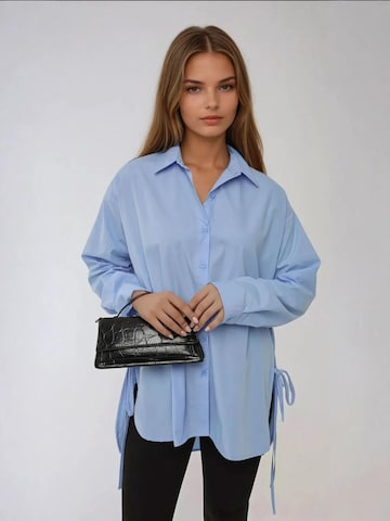 Camicia da donna di Hiccup in blu: frontale