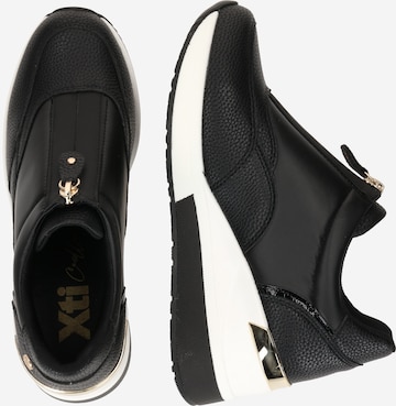 Xti - Zapatillas deportivas bajas en negro